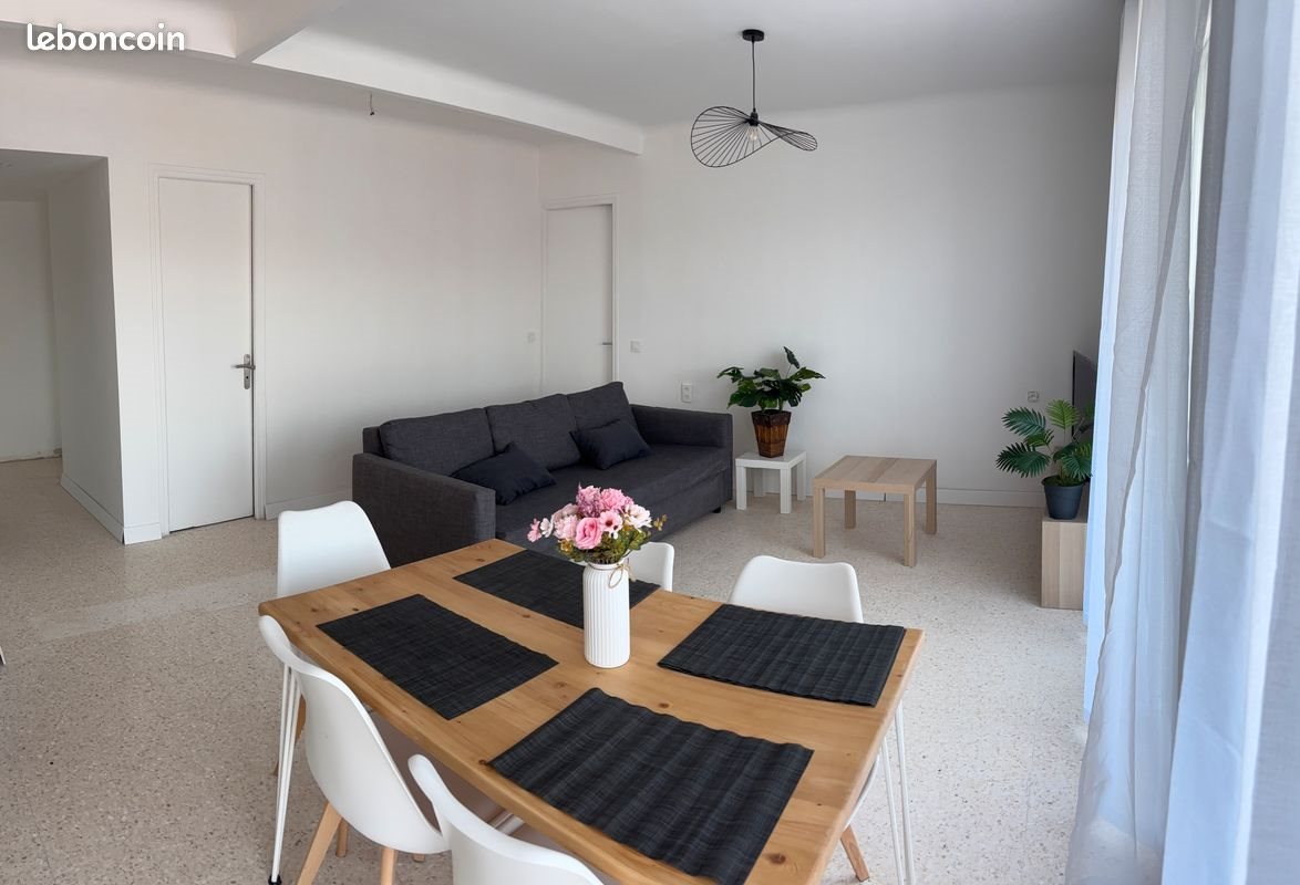 Appartement à louer, 49m², Sète