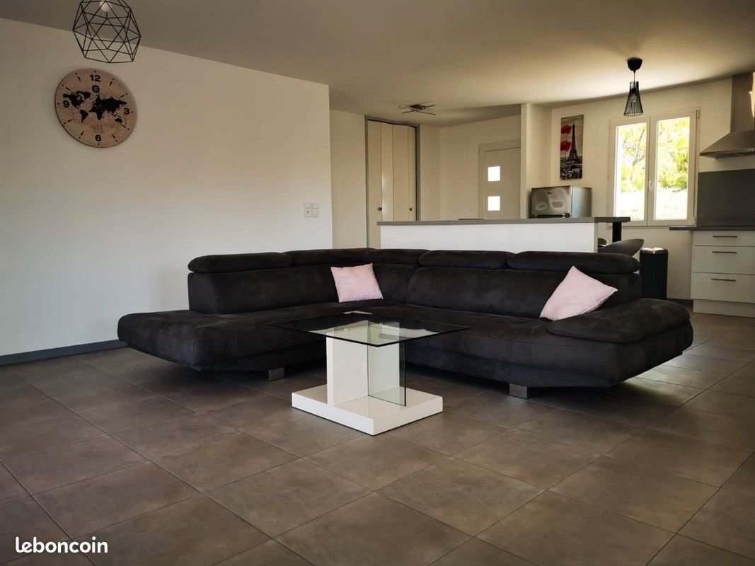 Maison à louer, 103m², Gallargues-le-Montueux