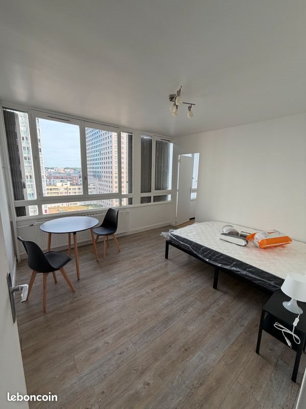 Appartement à louer, 27m², Aubervilliers