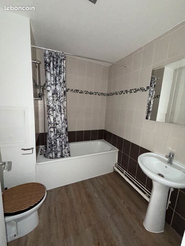 Appartement à louer, 27m², Aubervilliers