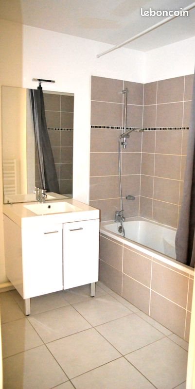 Appartement à louer, 44m², Loos