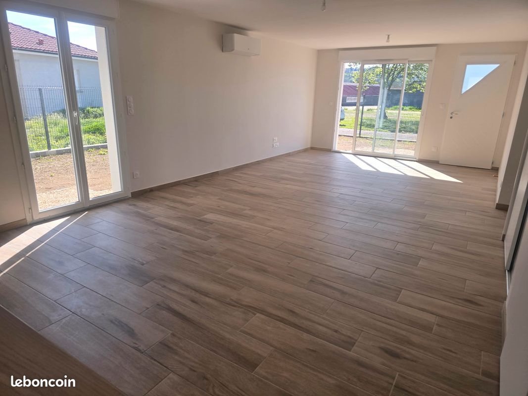 Maison à louer, 90m², Vieille-Brioude
