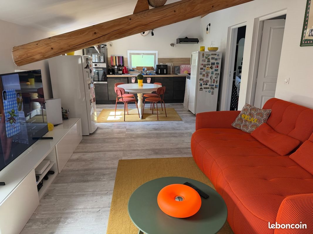 Appartement à louer, 60m², Le Puy-Sainte-Réparade