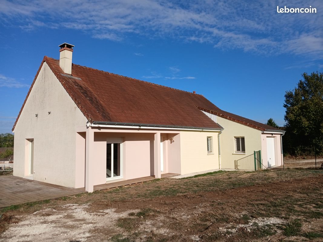 Maison à louer, 96m², Bèze