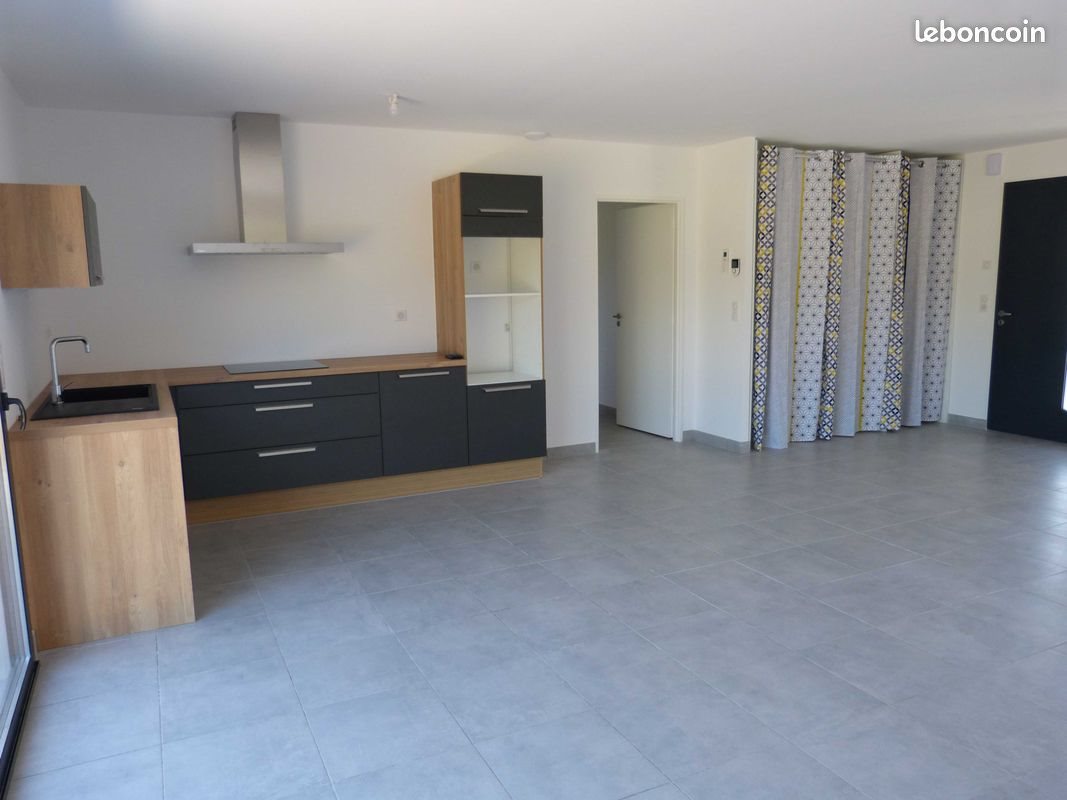 Maison à louer, 94m², Valdurenque