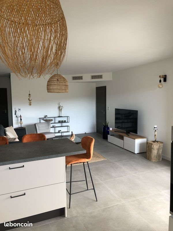 Appartement à louer, 115m², Porto-Vecchio