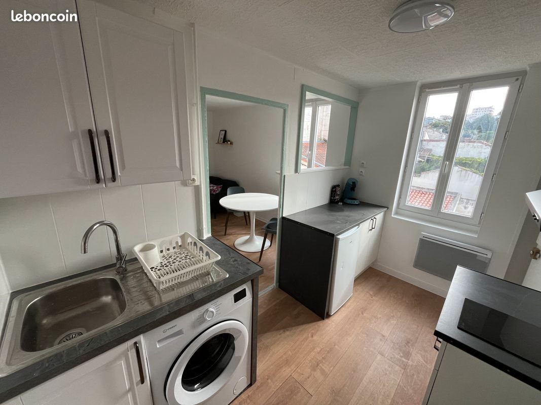 Appartement à louer, 24m², Angoulême