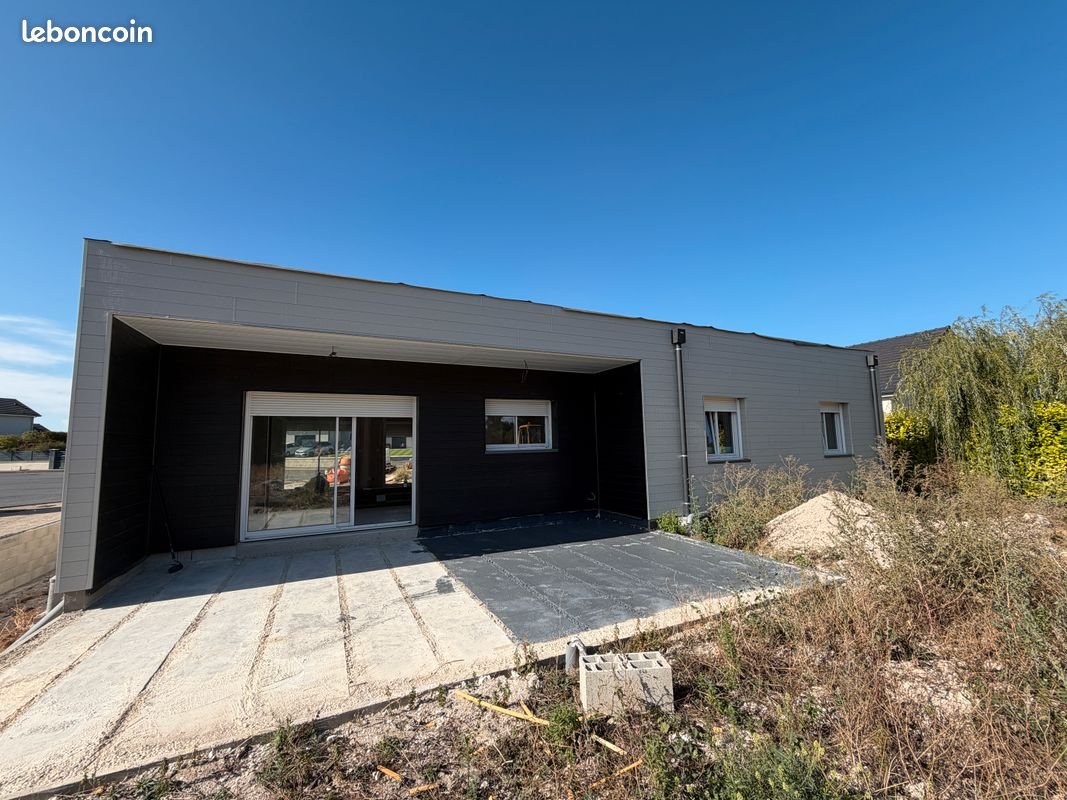 Maison à louer, 127m², Saint-Etienne-au-Temple