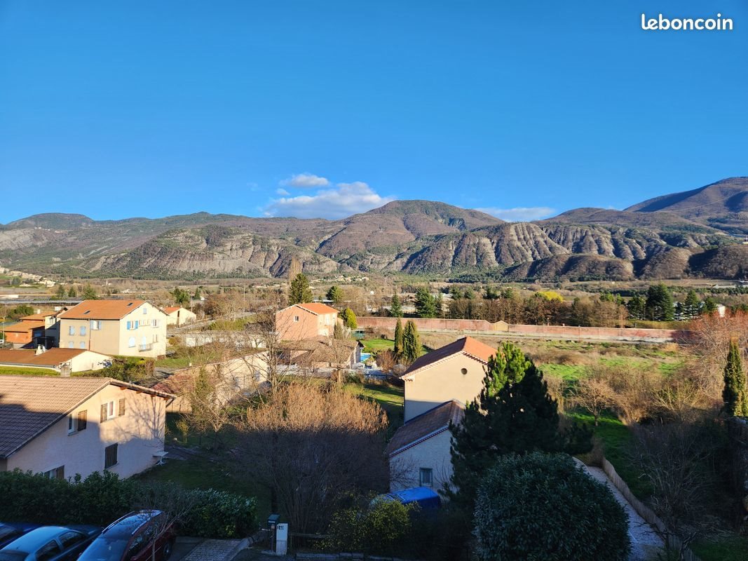 Appartement à louer, 75m², La Saulce
