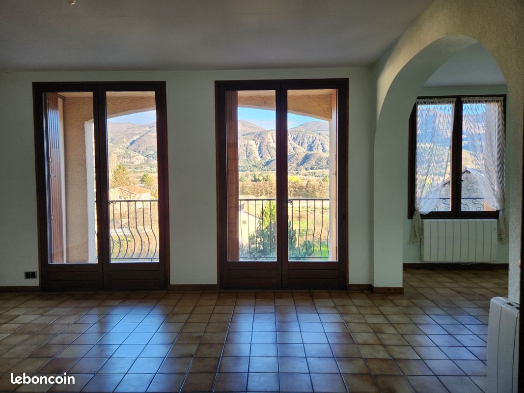 Appartement à louer, 75m², La Saulce