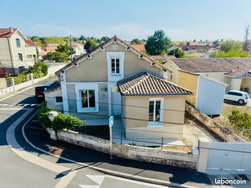 Maison à vendre, 93m², Ruelle-sur-Touvre