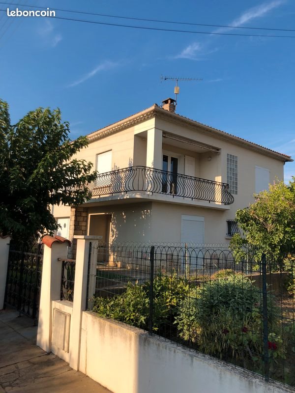 Appartement à louer, 90m², Fourques