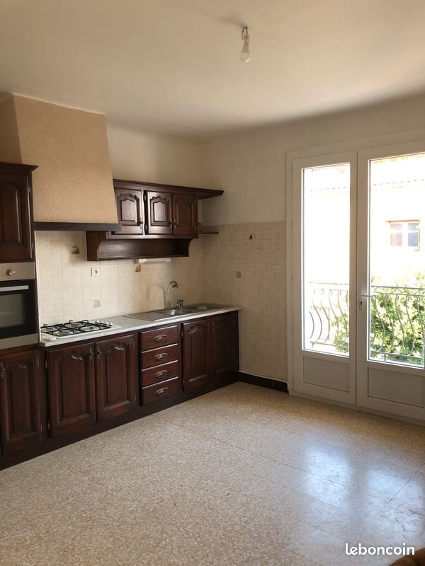 Appartement à louer, 90m², Fourques