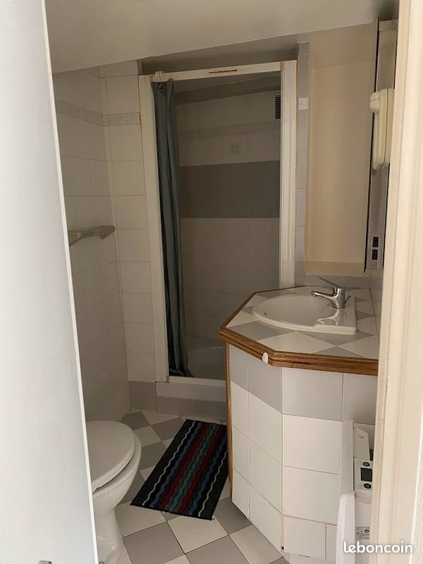 Appartement à louer, 21m², Vallauris