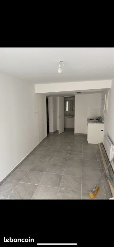 Appartement à louer, 35m², Roquemaure