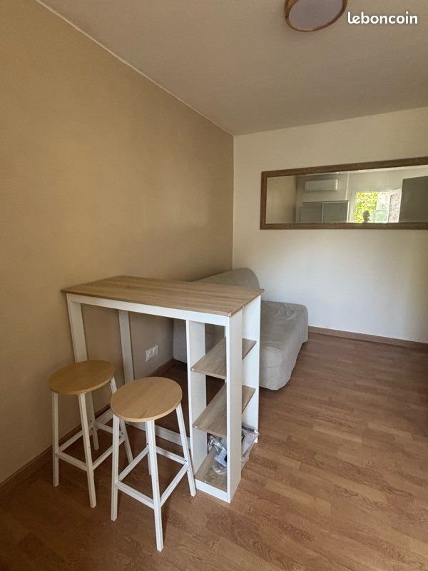 Appartement à louer, 16m², Aubagne