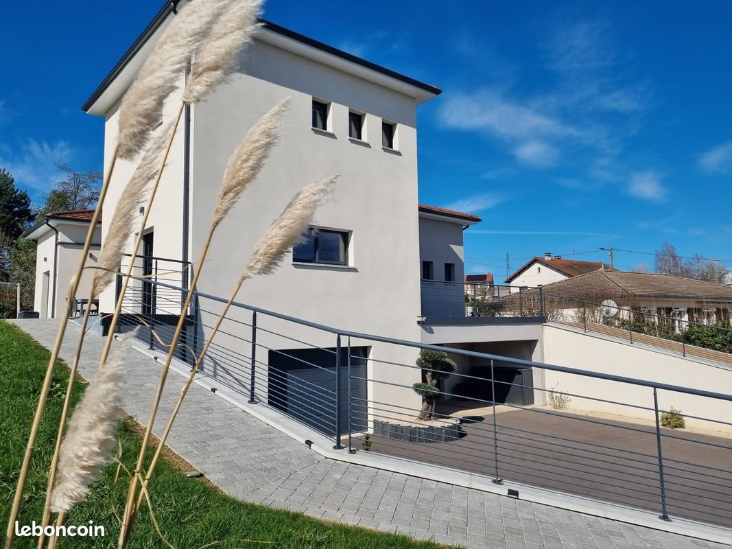 Maison à vendre, 169m², Charlieu