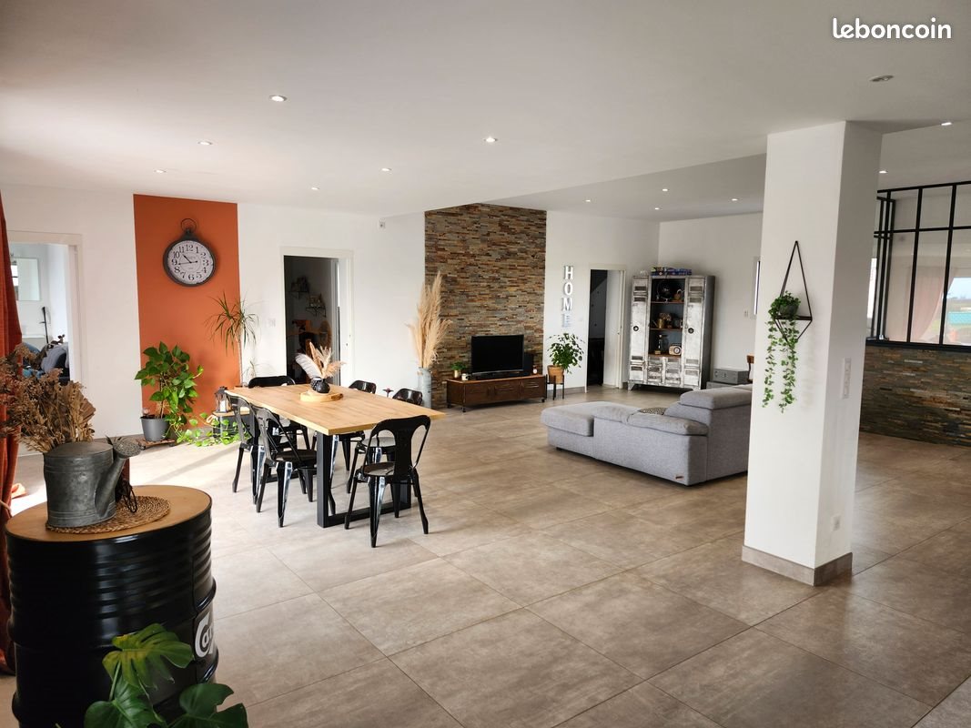 Maison à vendre, 169m², Charlieu