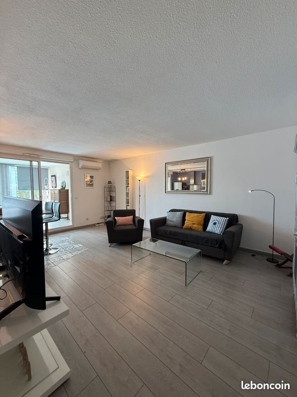 Appartement à louer, 75m², Lattes