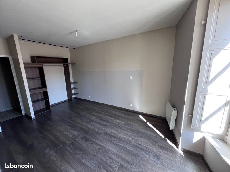 Appartement à vendre, 60m², Aubenas