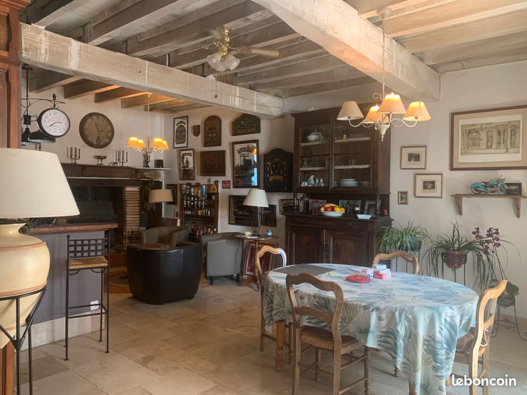 Maison à vendre, 230m², Sainte-Dode