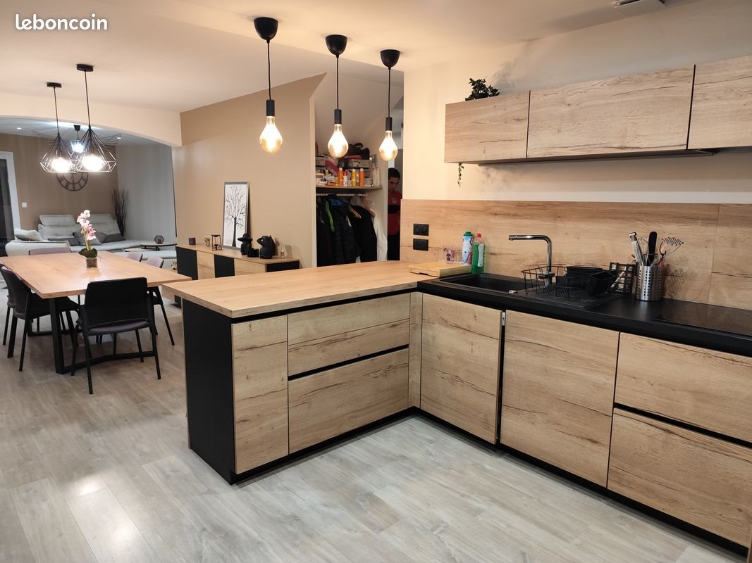 Maison à vendre, 176m², Saint-Bernard