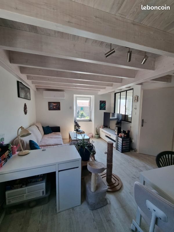 Appartement à louer, 55m², Enval