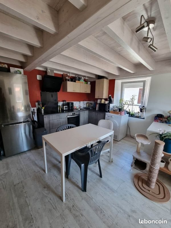 Appartement à louer, 55m², Enval