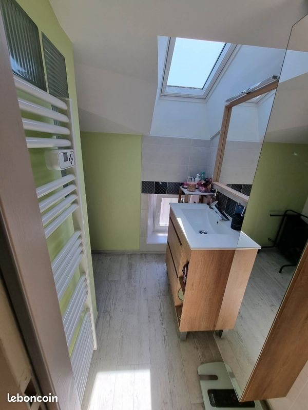 Appartement à louer, 55m², Enval