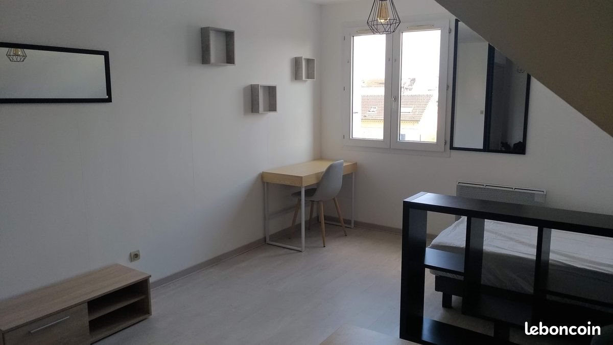 Appartement à louer, 28m², Les Mureaux