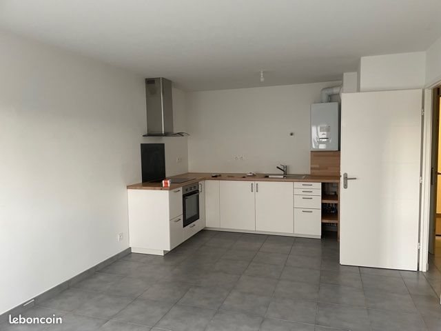Appartement à louer, 43m², Valleiry