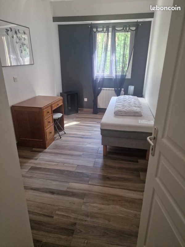 Maison à louer, 75m², Jouques