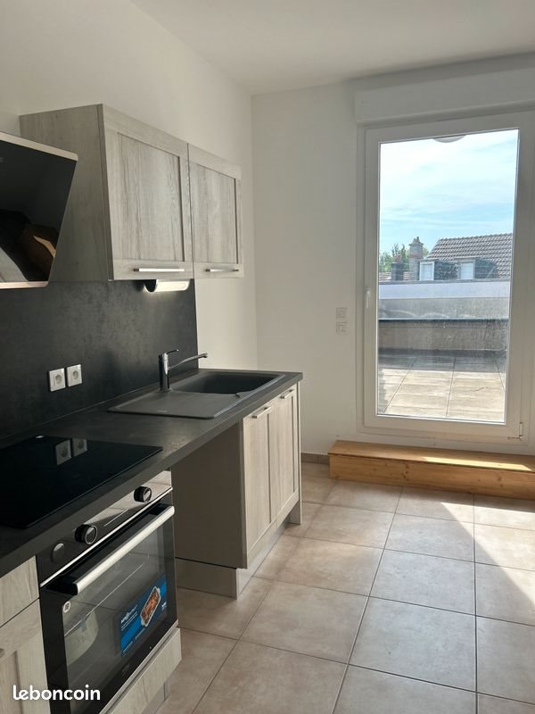 Appartement à louer, 65m², Neuves-Maisons