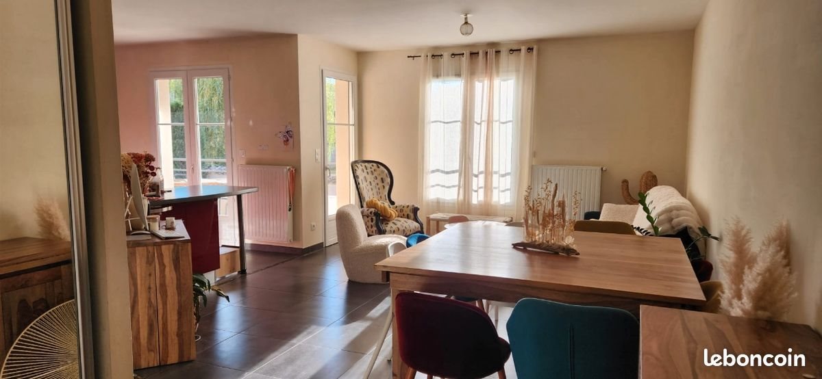 Appartement à louer, 67m², Savigneux