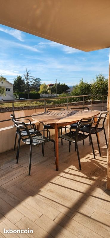 Appartement à louer, 67m², Savigneux