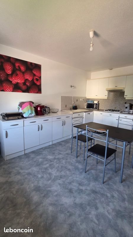 Appartement à louer, 77m², Gilley