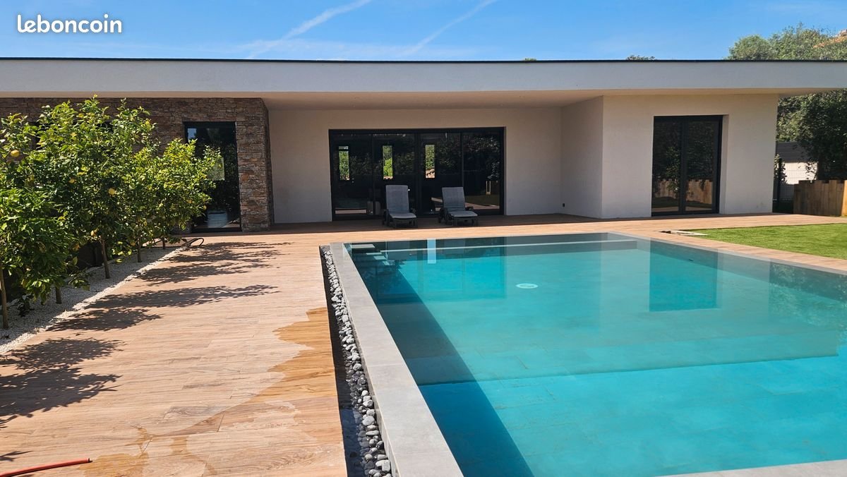 Maison à vendre, 245m², Fréjus