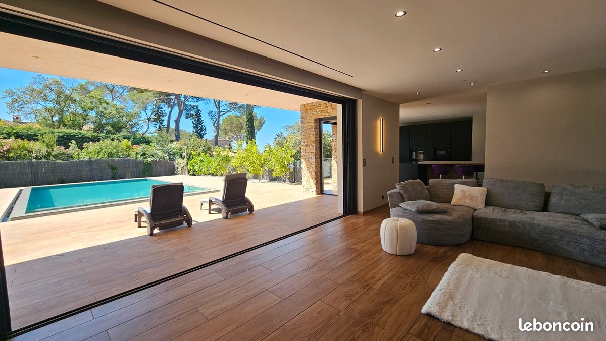 Maison à vendre, 245m², Fréjus