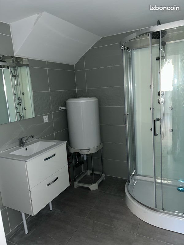 Appartement à louer, 43m², Sabres