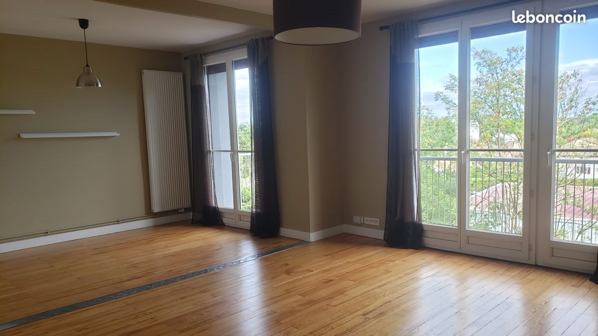 Appartement à louer, 70m², Talence