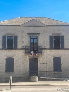 Appartement à louer, 90m², Froncles