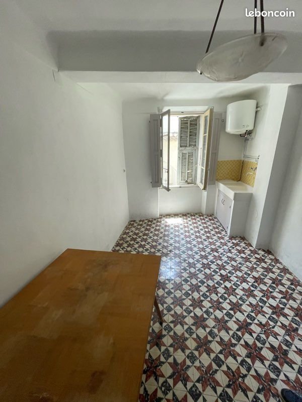 Appartement à louer, 29m², Le Muy