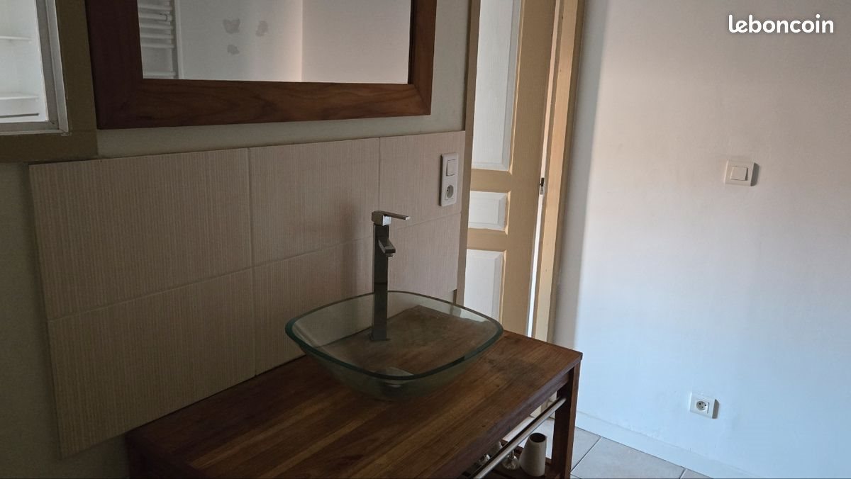 Appartement à louer, 38m², Mèze