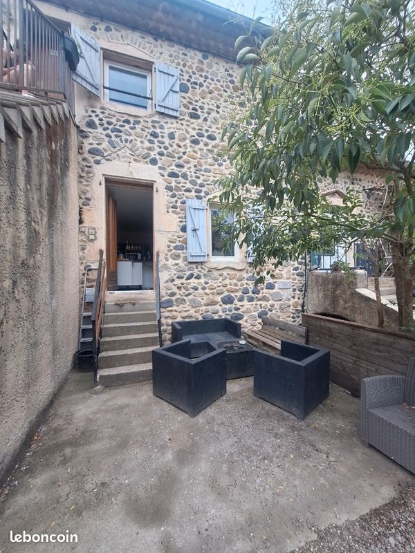 Appartement à louer, 55m², Rompon