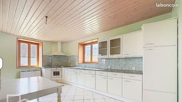 Maison à vendre, 238m², Champfromier