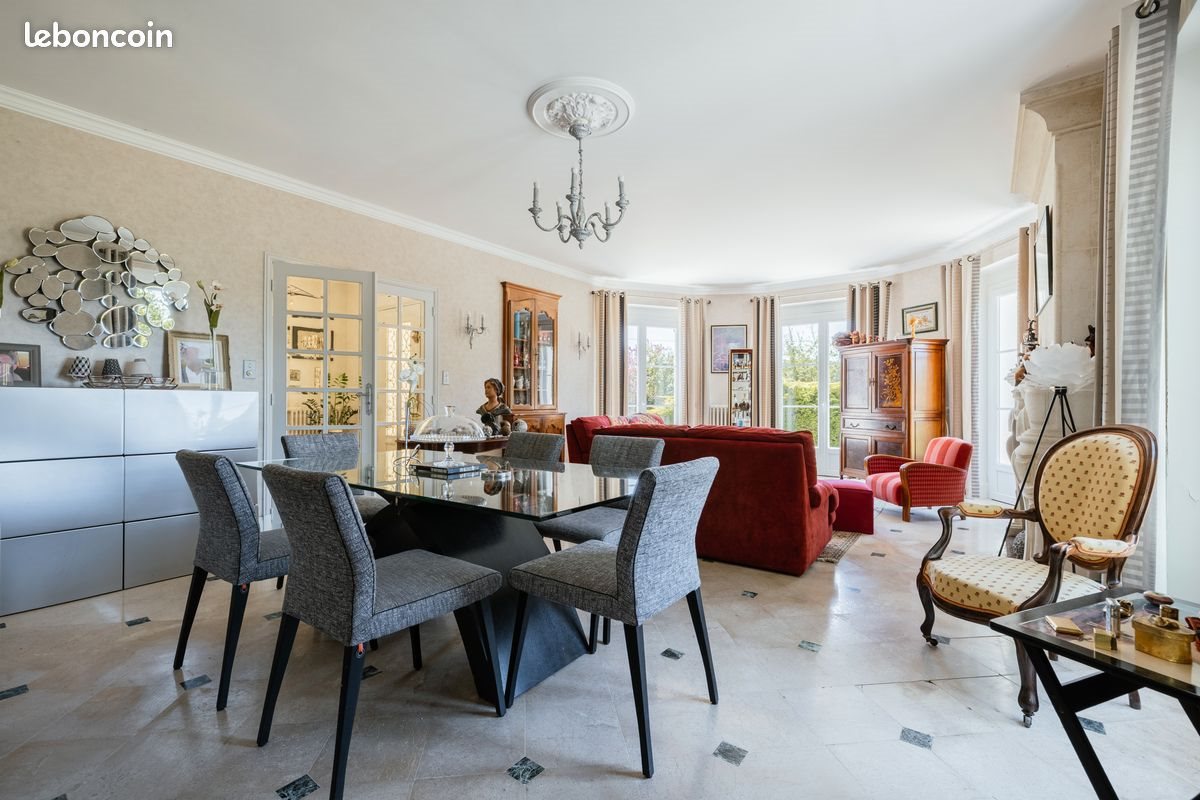 Maison à vendre, 195m², Saint-Même-les-Carrières