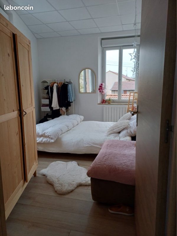 Appartement à louer, 90m², Neuves-Maisons