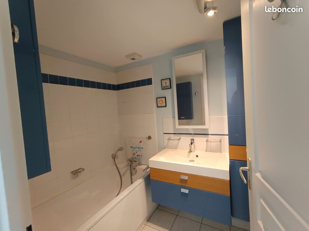 Appartement à louer, 80m², Loos