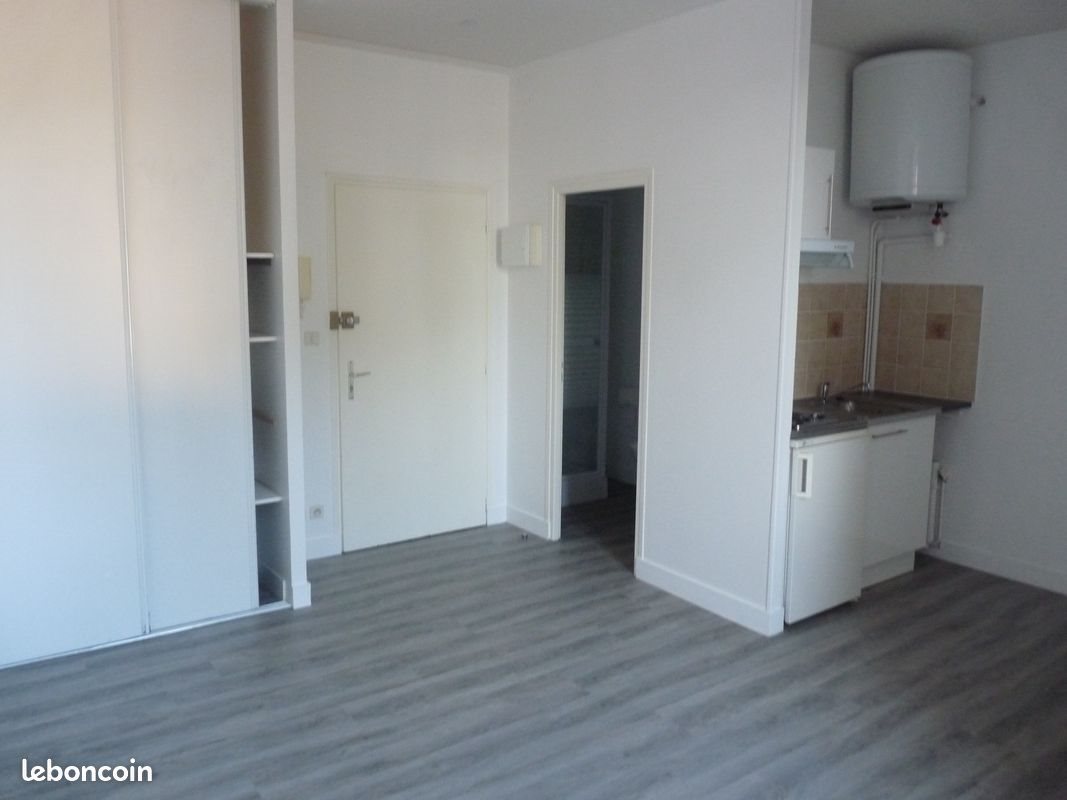 Appartement à louer, 23m², Angoulême