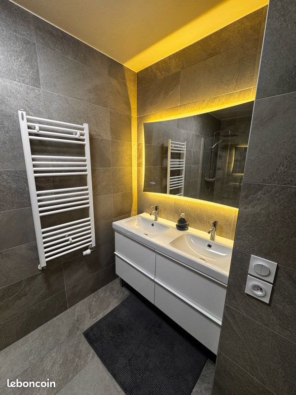 Appartement à louer, 60m², Saint-Julien-en-Genevois